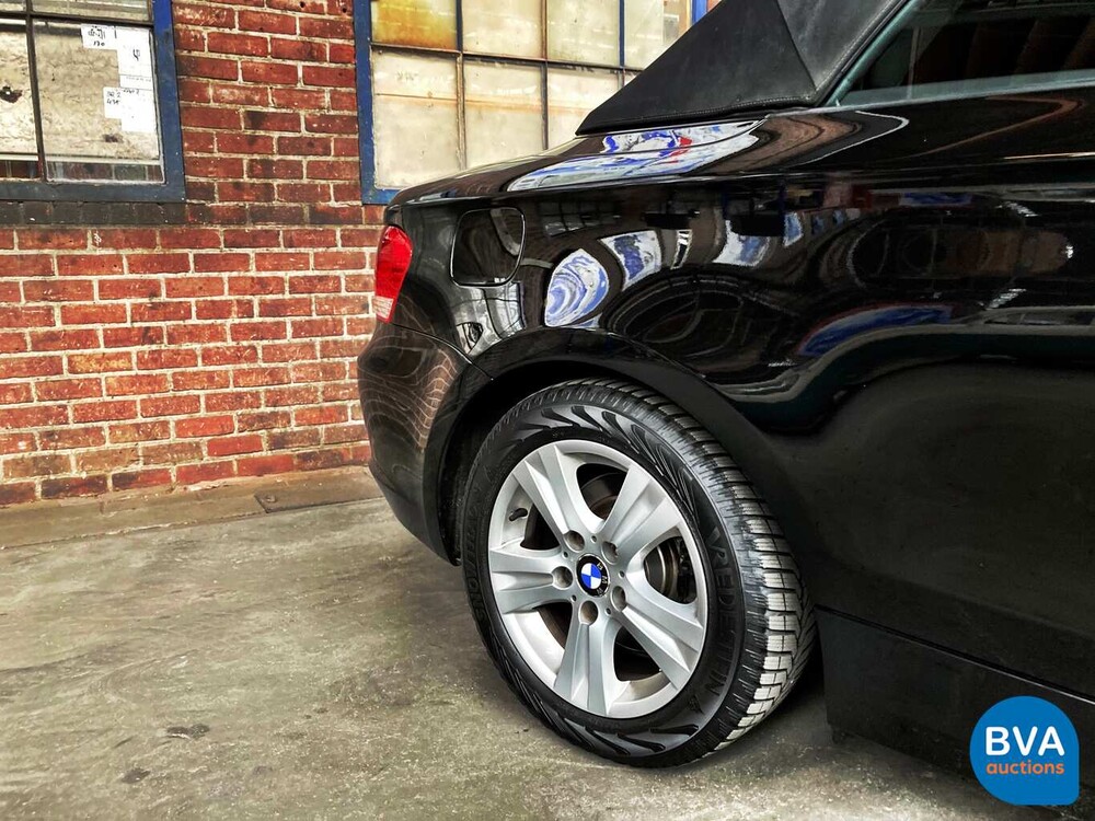 BMW 120i Cabriolet 170 PS 1er 2008, 31-XFX-1.