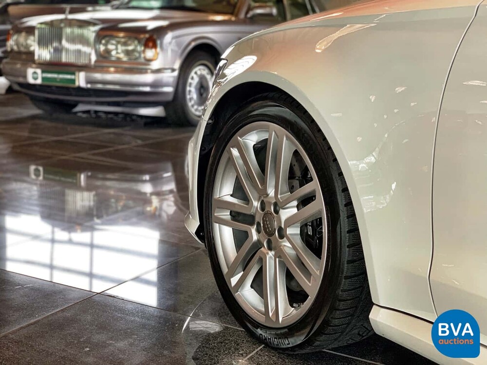 Audi RS6 Avant Quattro 4.0 TFSI 560hp 2015.