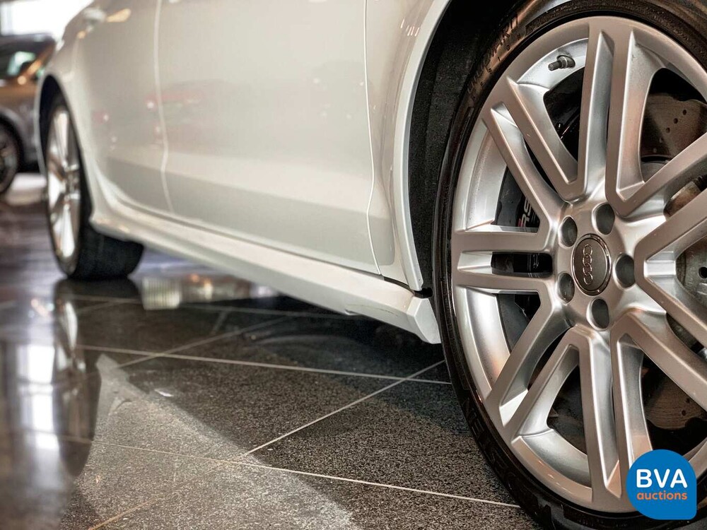 Audi RS6 Avant Quattro 4.0 TFSI 560hp 2015.