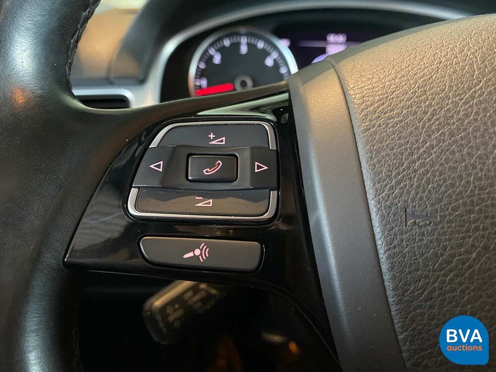 Volkswagen Touareg 3.0 TDI 4Motion 239pk 2010, 79-LJT-4