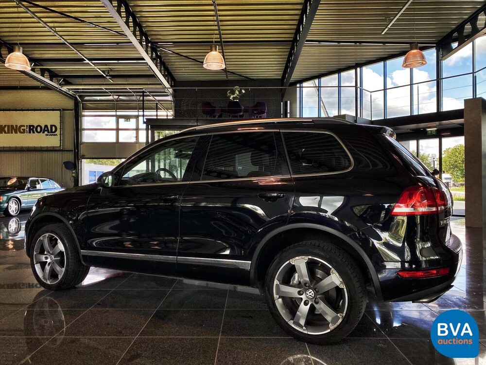 Volkswagen Touareg 3.0 TDI 4Motion 239pk 2010, 79-LJT-4