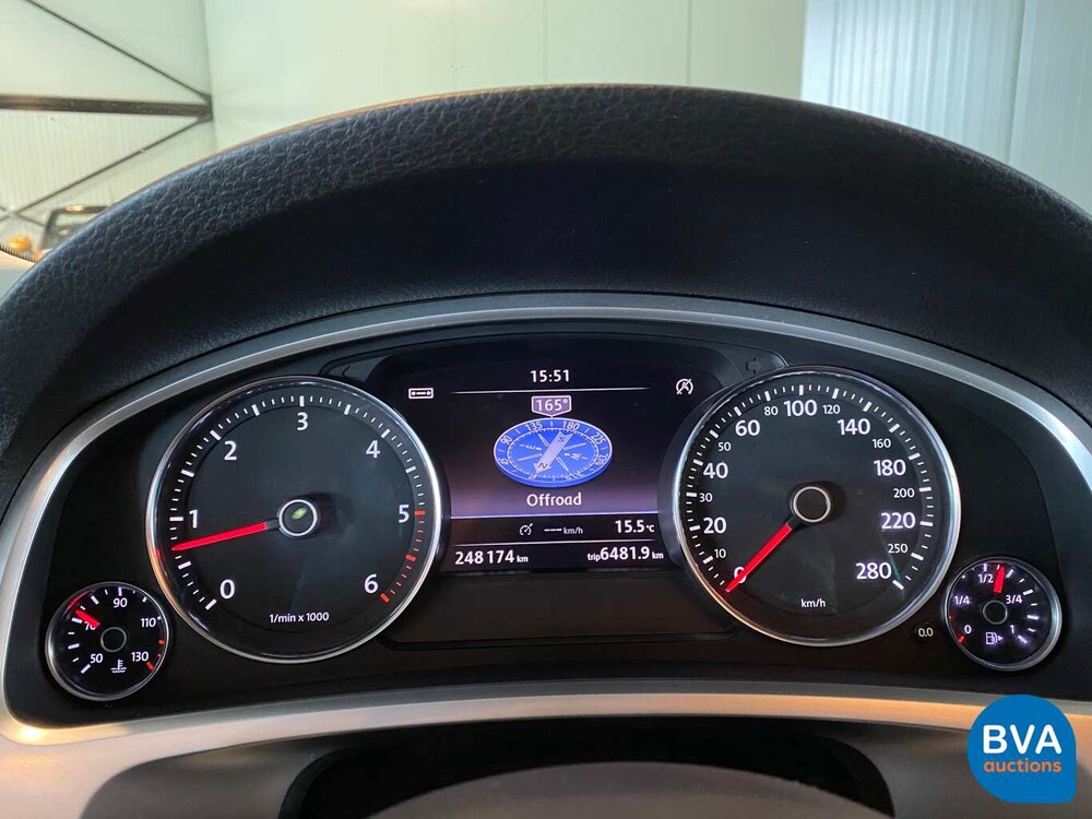 Volkswagen Touareg 3.0 TDI 4Motion 239pk 2010, 79-LJT-4