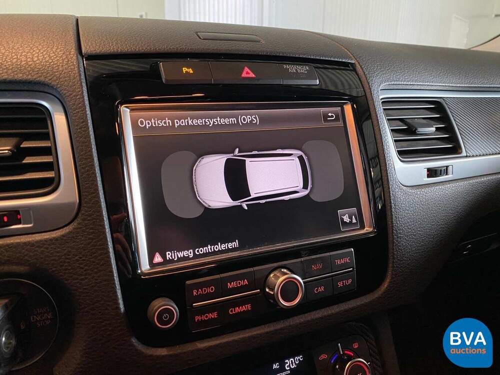 Volkswagen Touareg 3.0 TDI 4Motion 239pk 2010, 79-LJT-4