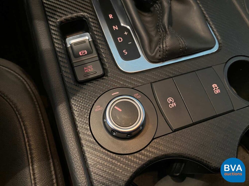 Volkswagen Touareg 3.0 TDI 4Motion 239pk 2010, 79-LJT-4