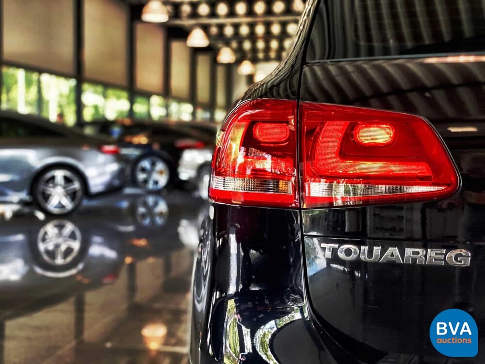 Volkswagen Touareg 3.0 TDI 4Motion 239pk 2010, 79-LJT-4