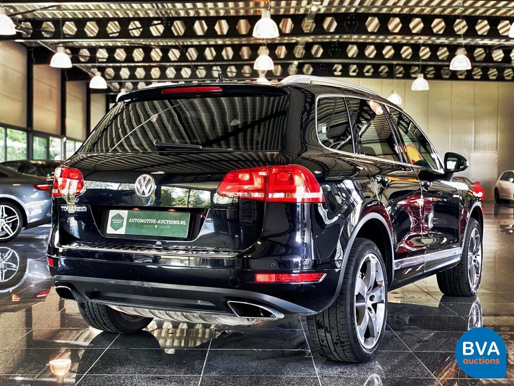 Volkswagen Touareg 3.0 TDI 4Motion 239pk 2010, 79-LJT-4