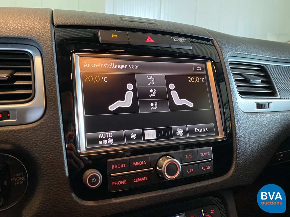 Volkswagen Touareg 3.0 TDI 4Motion 239pk 2010, 79-LJT-4