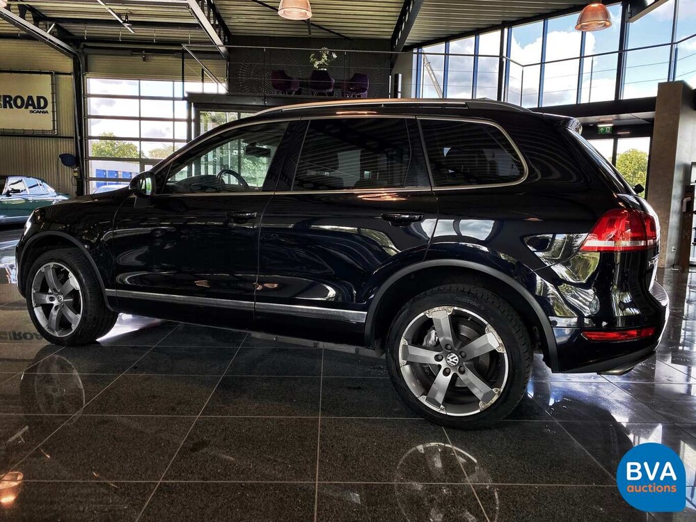 Volkswagen Touareg 3.0 TDI 4Motion 239pk 2010, 79-LJT-4