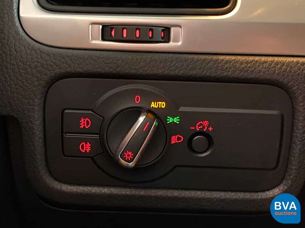 Volkswagen Touareg 3.0 TDI 4Motion 239pk 2010, 79-LJT-4