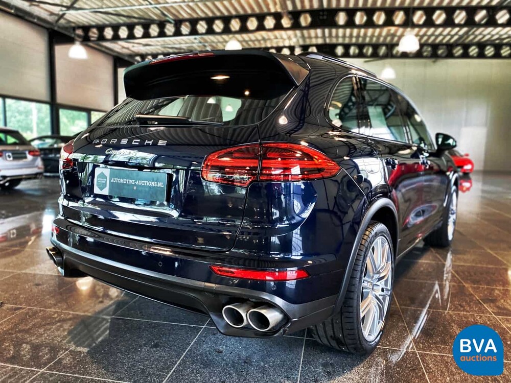 Porsche Cayenne 3.0 S E-Hybrid 416hp 2015.