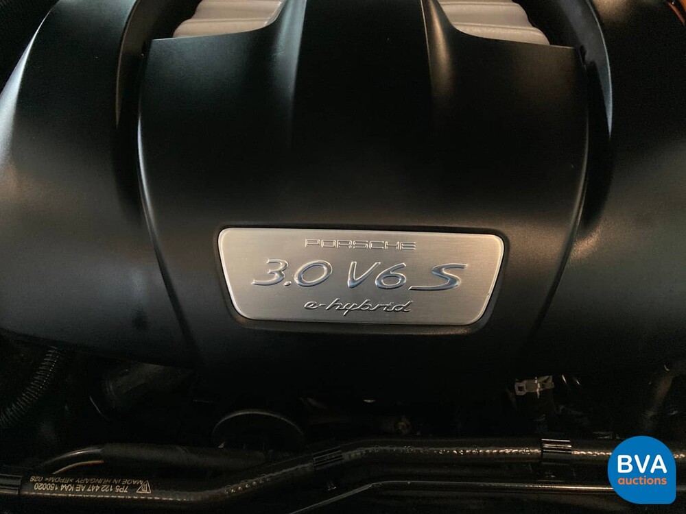 Porsche Cayenne 3.0 S E-Hybrid 416hp 2015.