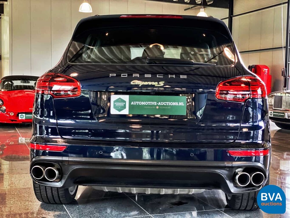Porsche Cayenne 3.0 S E-Hybrid 416hp 2015.