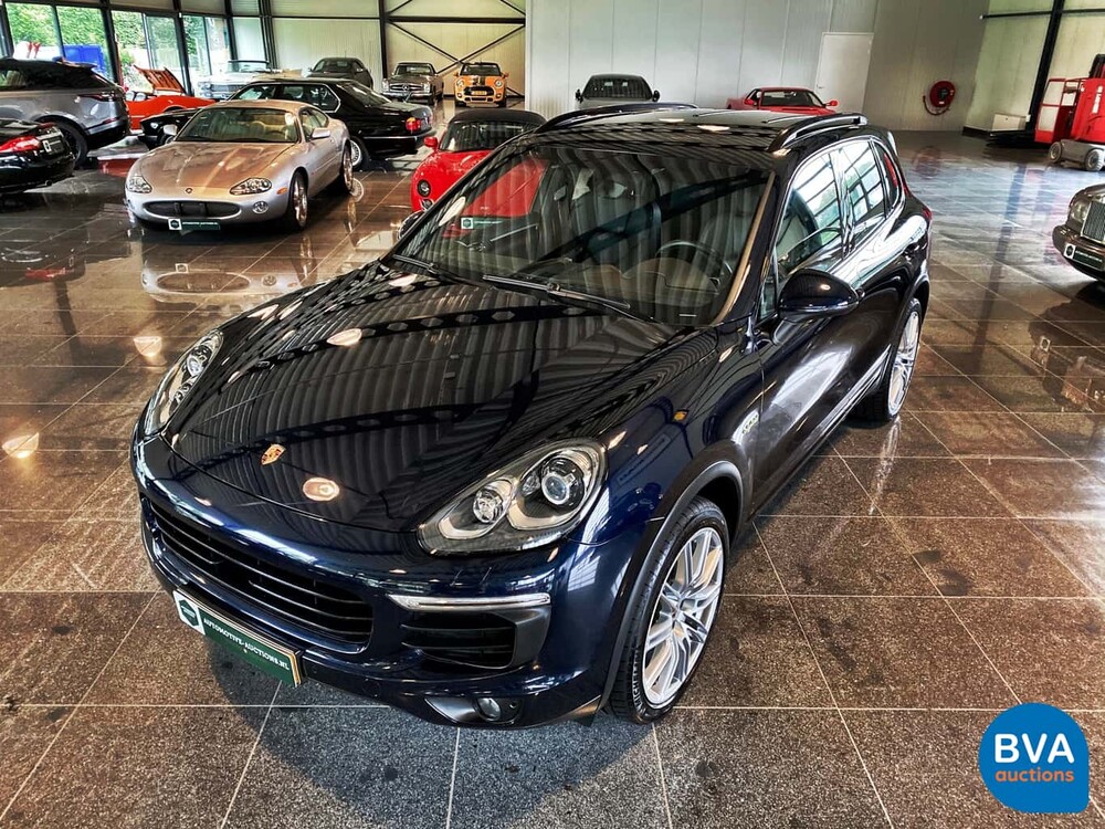 Porsche Cayenne 3.0 S E-Hybrid 416hp 2015.