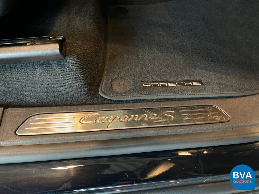 Porsche Cayenne 3.0 S E-Hybrid 416hp 2015.