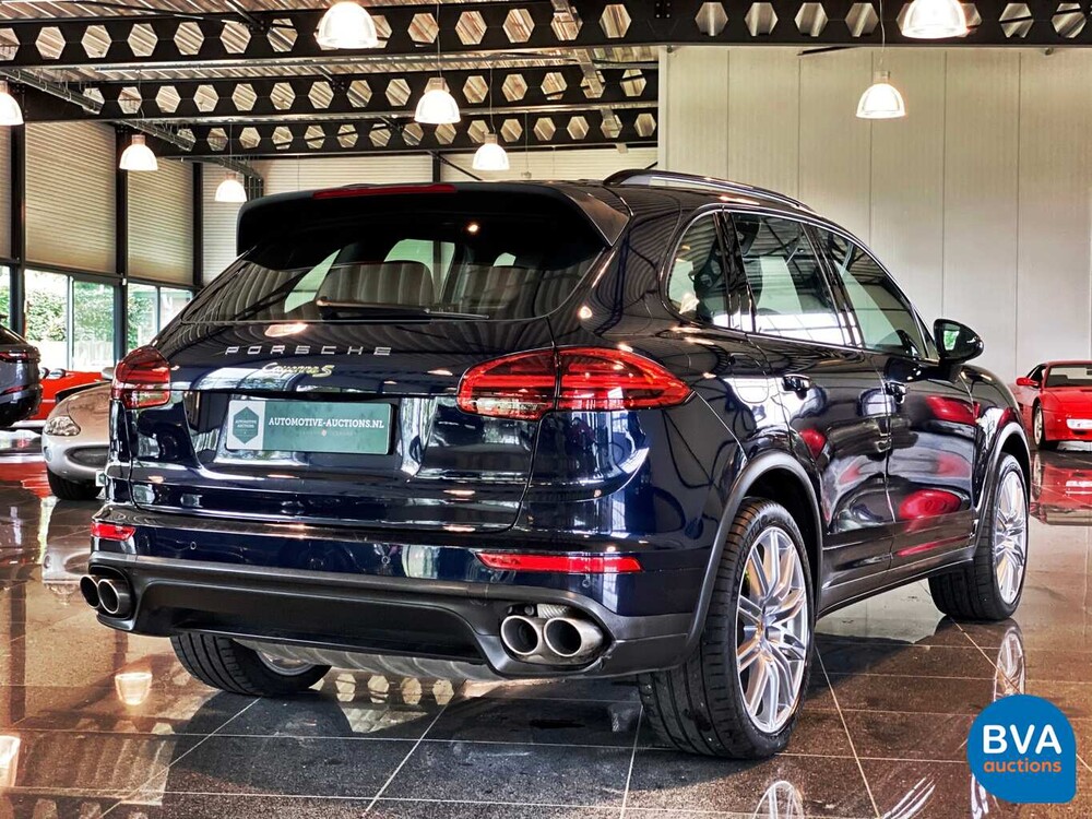 Porsche Cayenne 3.0 S E-Hybrid 416hp 2015.