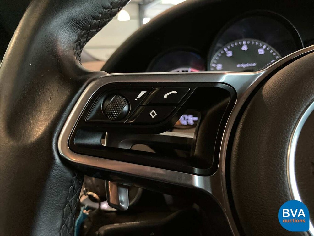 Porsche Cayenne 3.0 S E-Hybrid 416hp 2015.