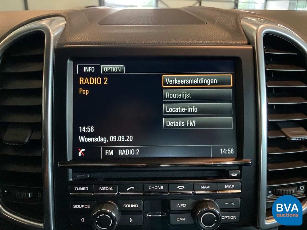 Porsche Cayenne 3.0 S E-Hybrid 416hp 2015.