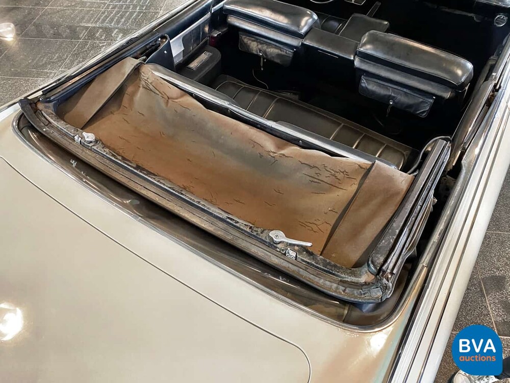 Cadillac Eldorado Biarritz Cabrio 6.4 V8 Cabriolet 1960.