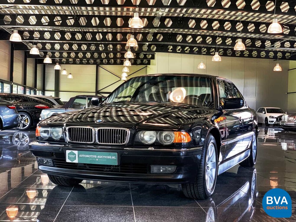BMW 750iL -B4 gepantserd- 5.4 V12 326pk E38 Bulletproof 2000