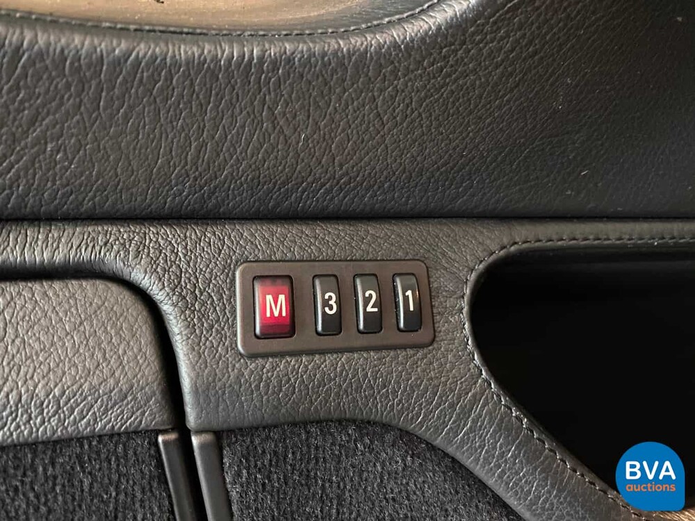 BMW 750iL -B4 gepantserd- 5.4 V12 326pk E38 Bulletproof 2000