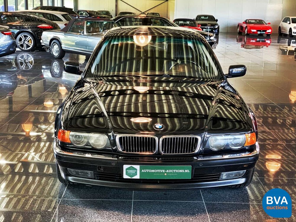 BMW 750iL -B4 gepantserd- 5.4 V12 326pk E38 Bulletproof 2000