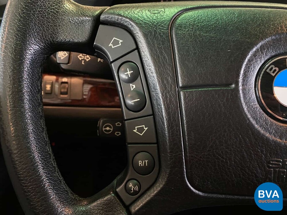 BMW 750iL -B4 gepantserd- 5.4 V12 326pk E38 Bulletproof 2000