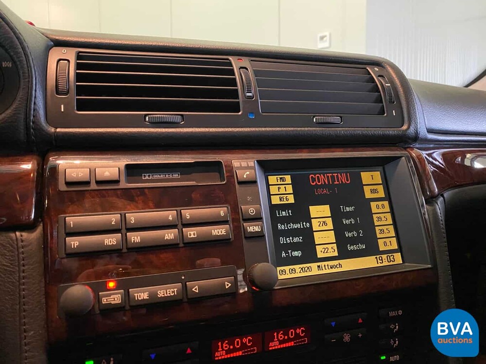 BMW 750iL -B4 gepantserd- 5.4 V12 326pk E38 Bulletproof 2000