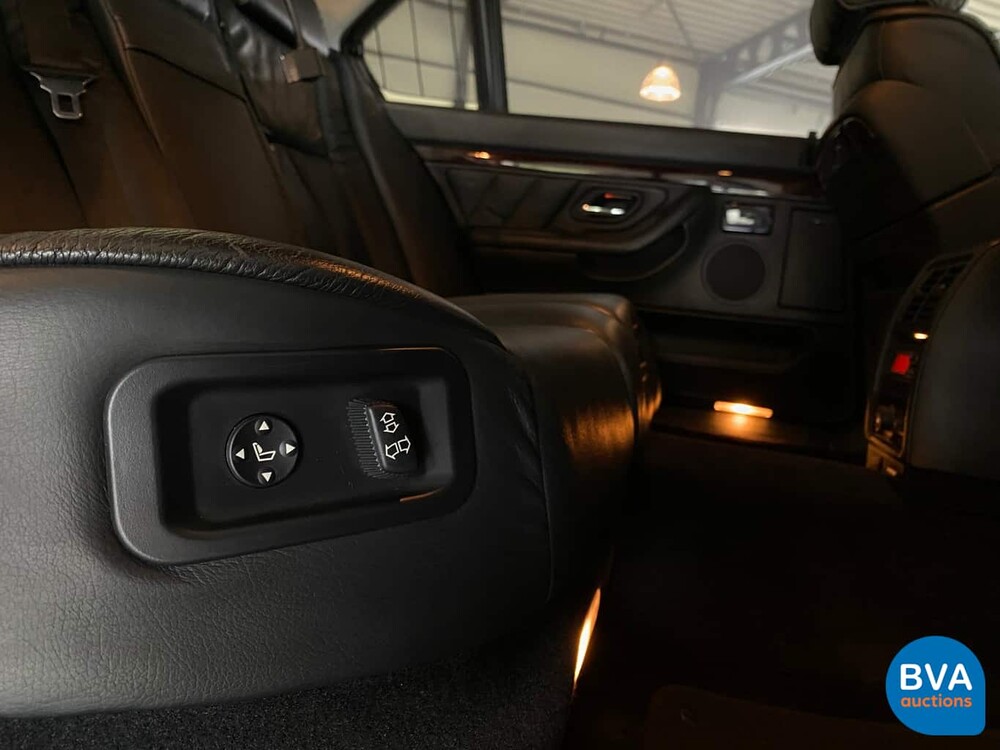 BMW 750iL -B4 gepantserd- 5.4 V12 326pk E38 Bulletproof 2000