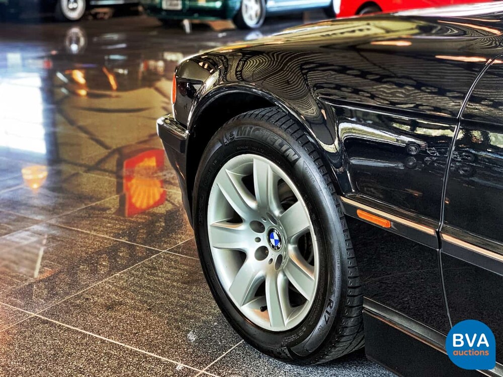 BMW 750iL -B4 gepantserd- 5.4 V12 326pk E38 Bulletproof 2000