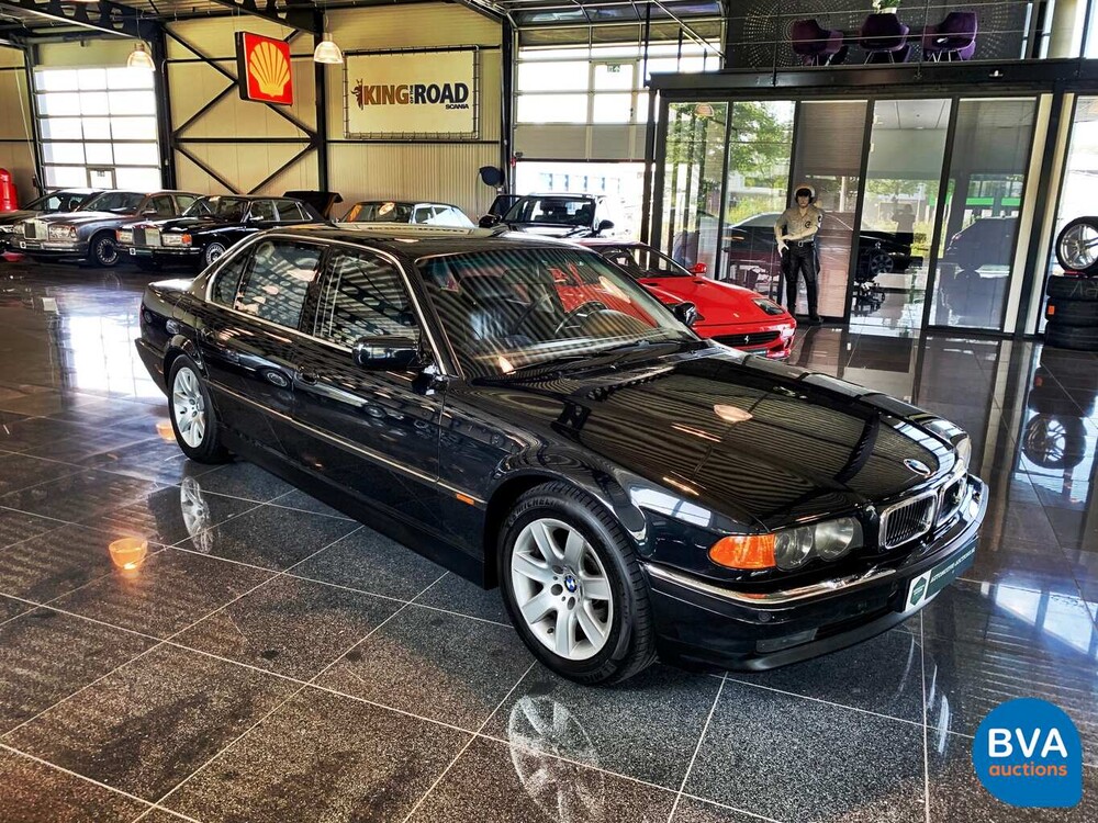 BMW 750iL -B4 gepantserd- 5.4 V12 326pk E38 Bulletproof 2000