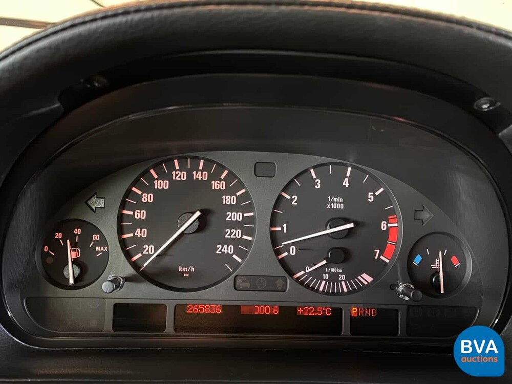 BMW 750iL -B4 gepantserd- 5.4 V12 326pk E38 Bulletproof 2000