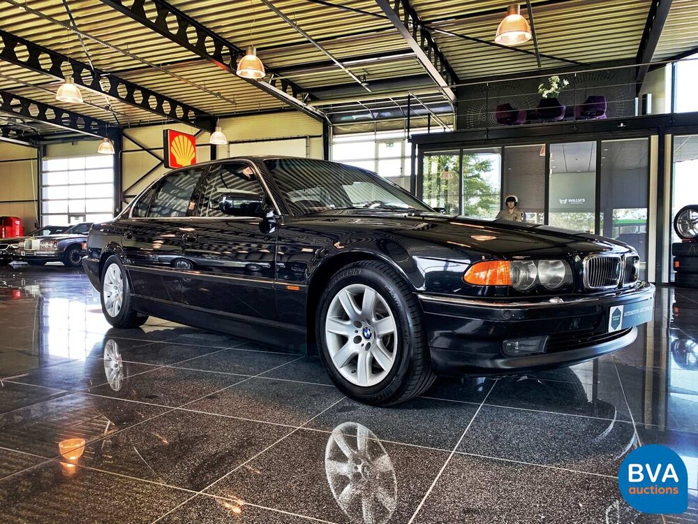 BMW 750iL -B4 gepantserd- 5.4 V12 326pk E38 Bulletproof 2000