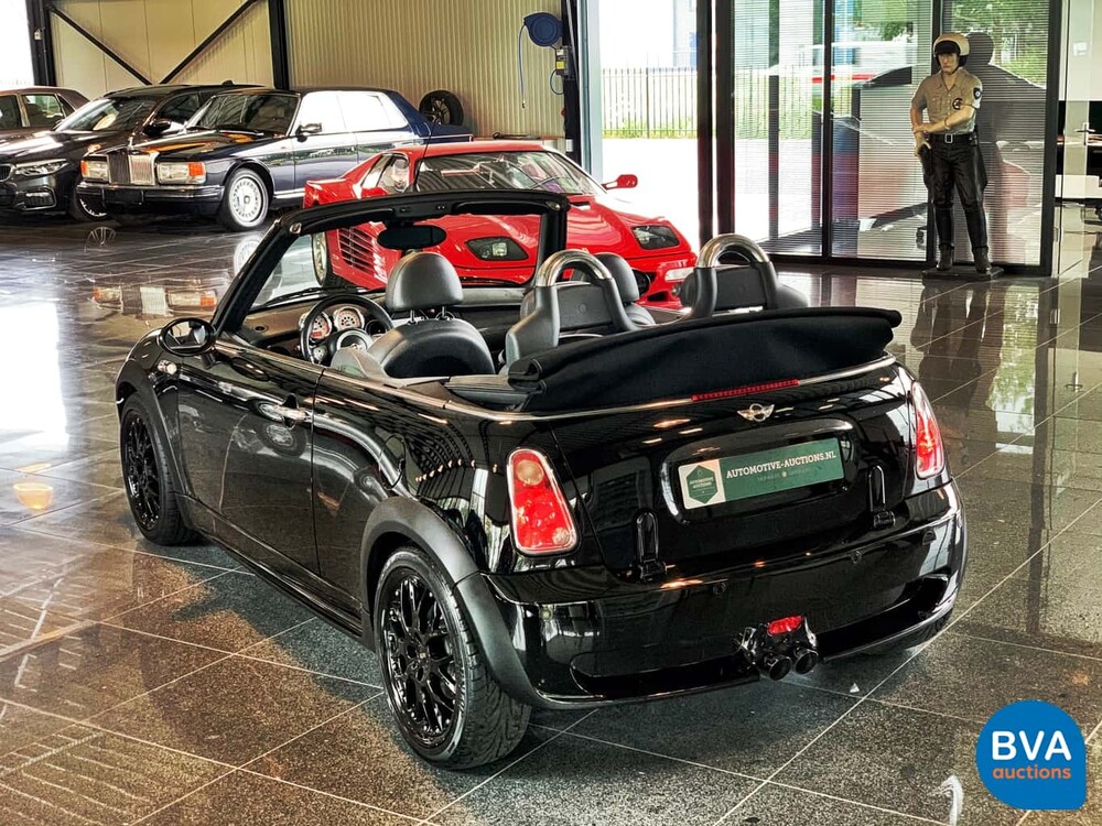 Mini Cooper S Cabriolet John Cooper Works 208 PS 2005.