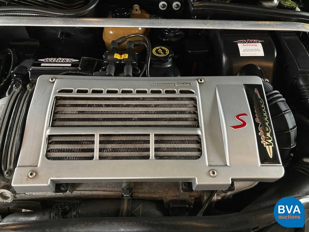 Mini Cooper S Cabriolet John Cooper Works 208 PS 2005.