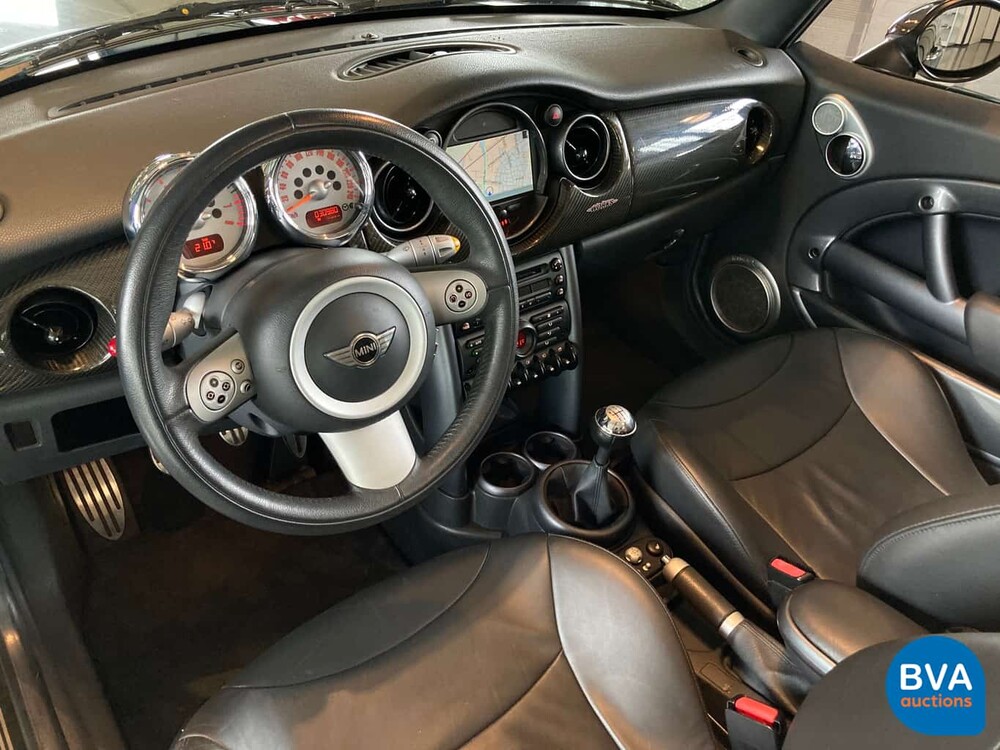 Mini Cooper S Cabriolet John Cooper Works 208 PS 2005.