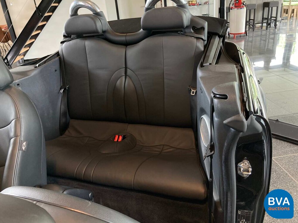 Mini Cooper S Cabriolet John Cooper Works 208 PS 2005.