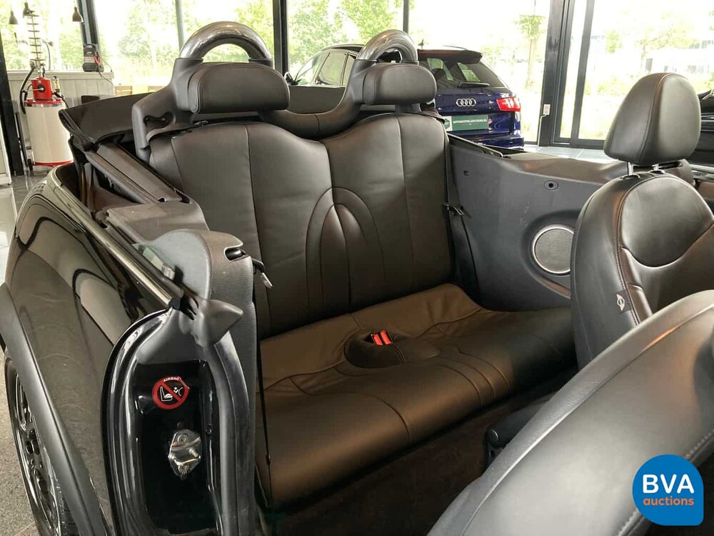 Mini Cooper S Cabriolet John Cooper Works 208 PS 2005.