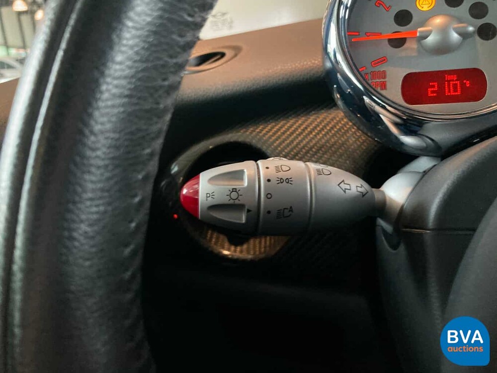 Mini Cooper S Cabriolet John Cooper Works 208 PS 2005.