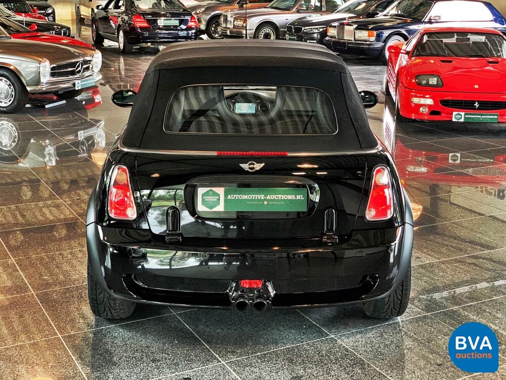 Mini Cooper S Cabriolet John Cooper Works 208 PS 2005.