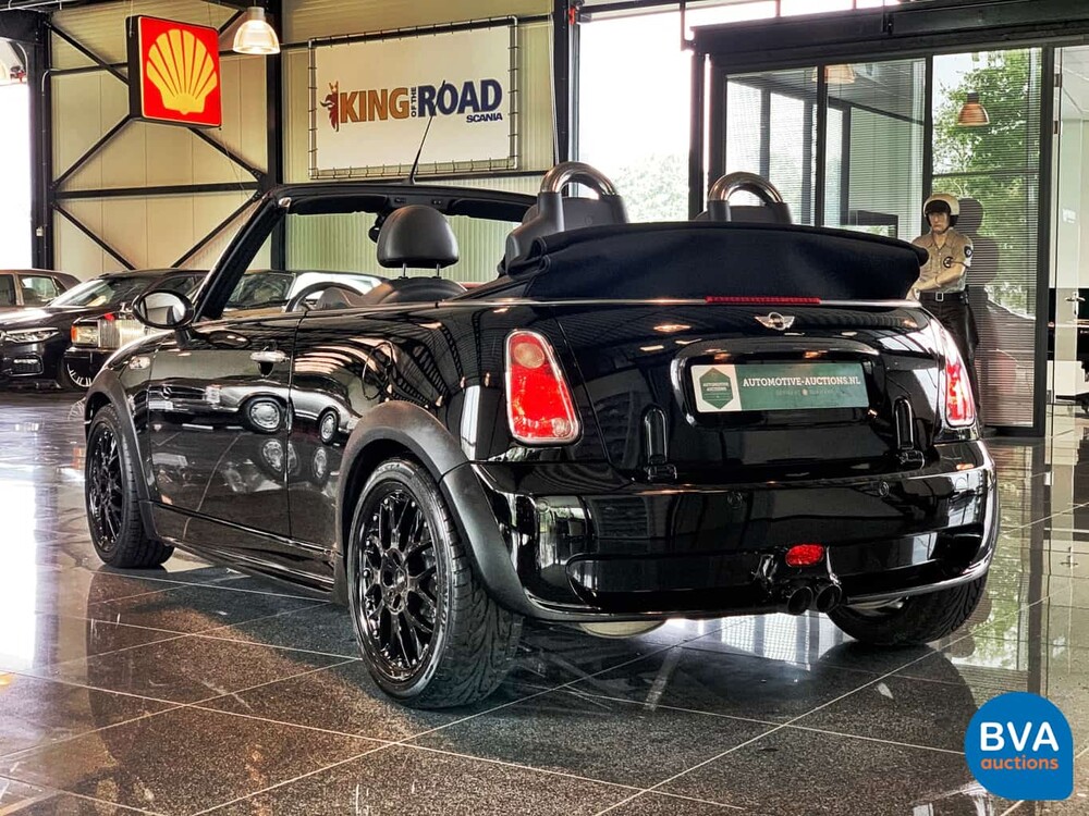 Mini Cooper S Cabriolet John Cooper Works 208 PS 2005.