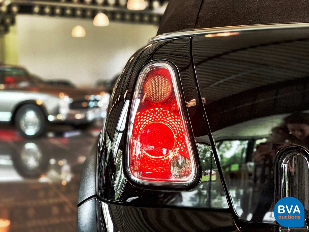 Mini Cooper S Cabriolet John Cooper Works 208 PS 2005.