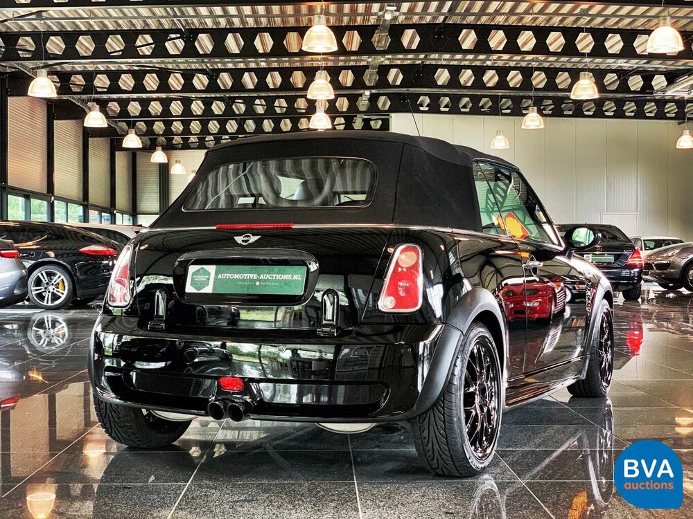 Mini Cooper S Cabriolet John Cooper Works 208 PS 2005.