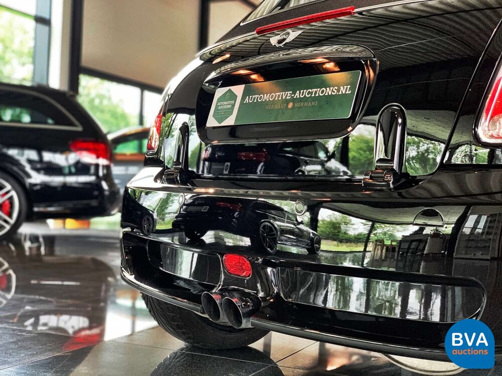 Mini Cooper S Cabriolet John Cooper Works 208 PS 2005.