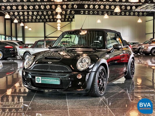 Private Collection of exclusive cars and oldtimers in Dieren.