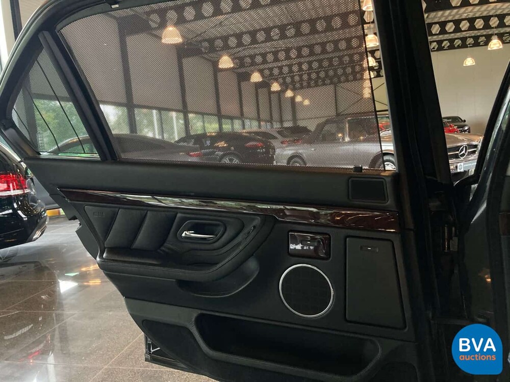 BMW 750iL L7 5.4 V12 Stretched 326 PS E38 1999.