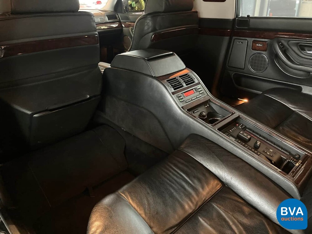 BMW 750iL L7 5.4 V12 Stretched 326 PS E38 1999.