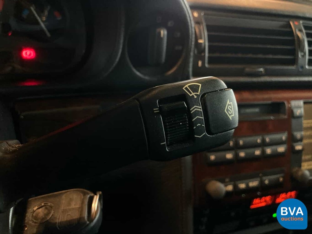 BMW 750iL L7 5.4 V12 Stretched 326 PS E38 1999.