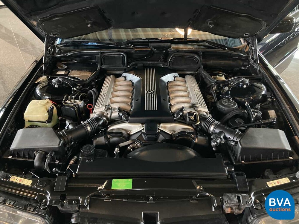 BMW 750iL L7 5.4 V12 Stretched 326 PS E38 1999.