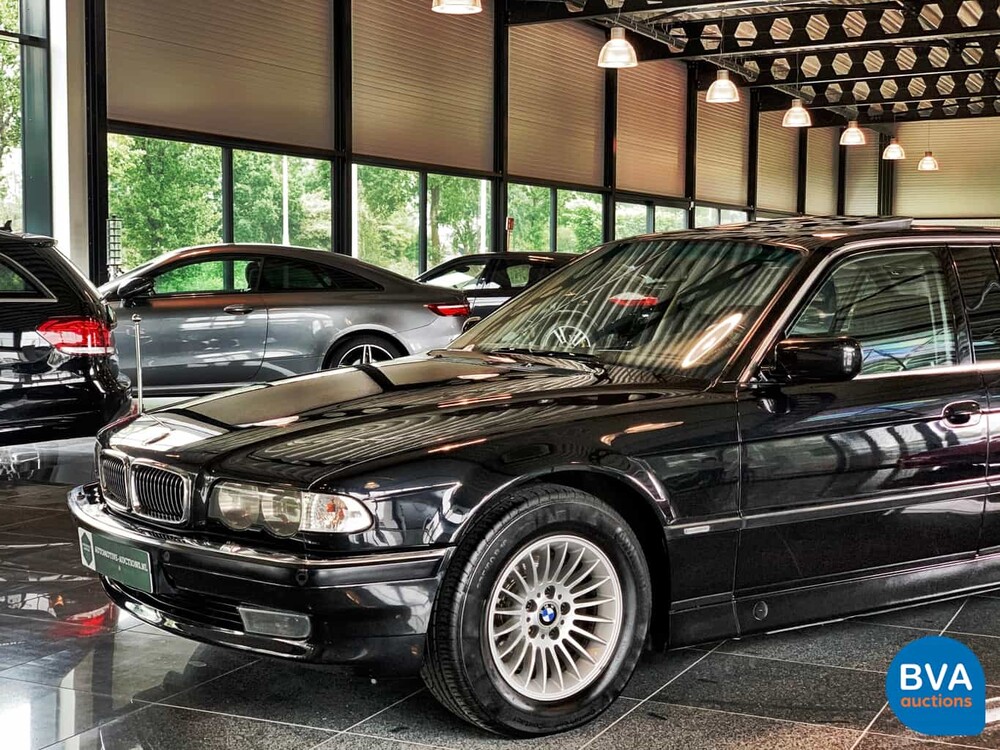 BMW 750iL L7 5.4 V12 Stretched 326 PS E38 1999.
