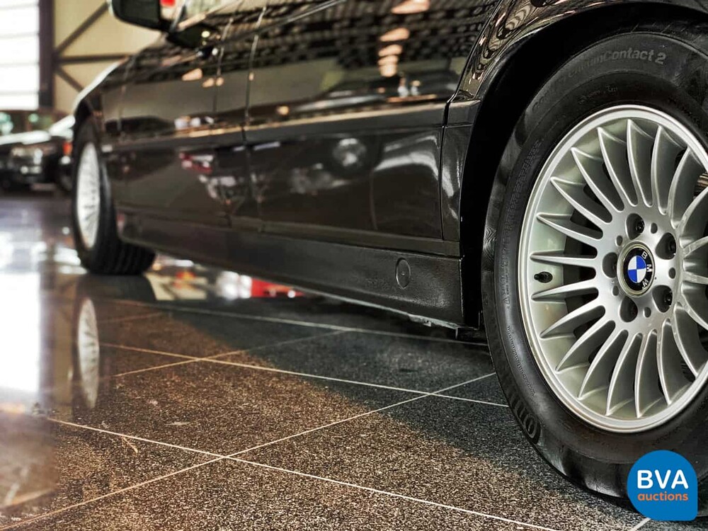 BMW 750iL L7 5.4 V12 Stretched 326 PS E38 1999.